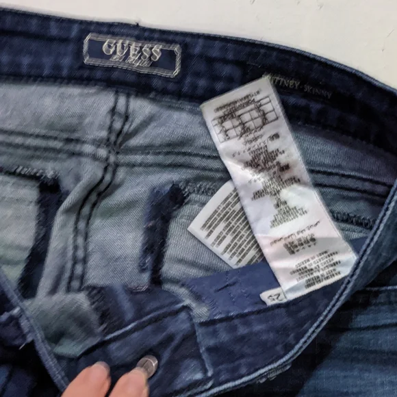 Guess Brittney Skinny Jeans - Picture 3 of 4